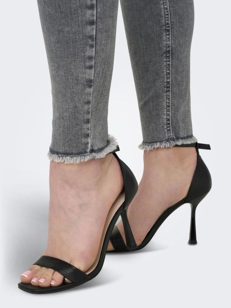  GREY DENIM