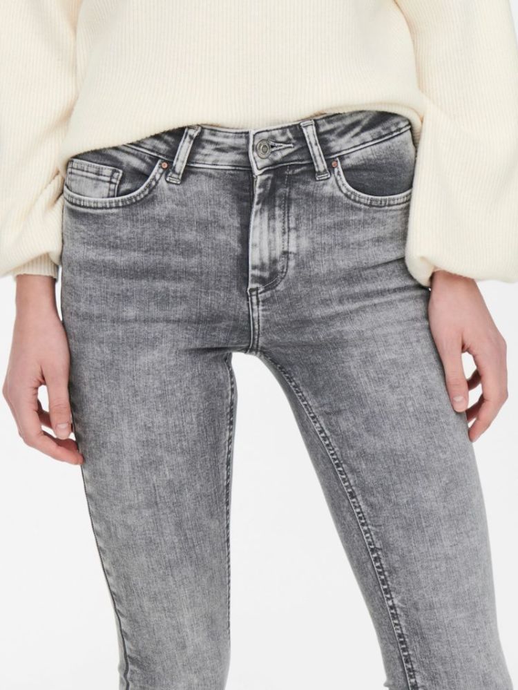 LIGHT GREY DENI