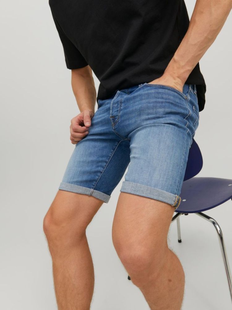 BLUE DENIM