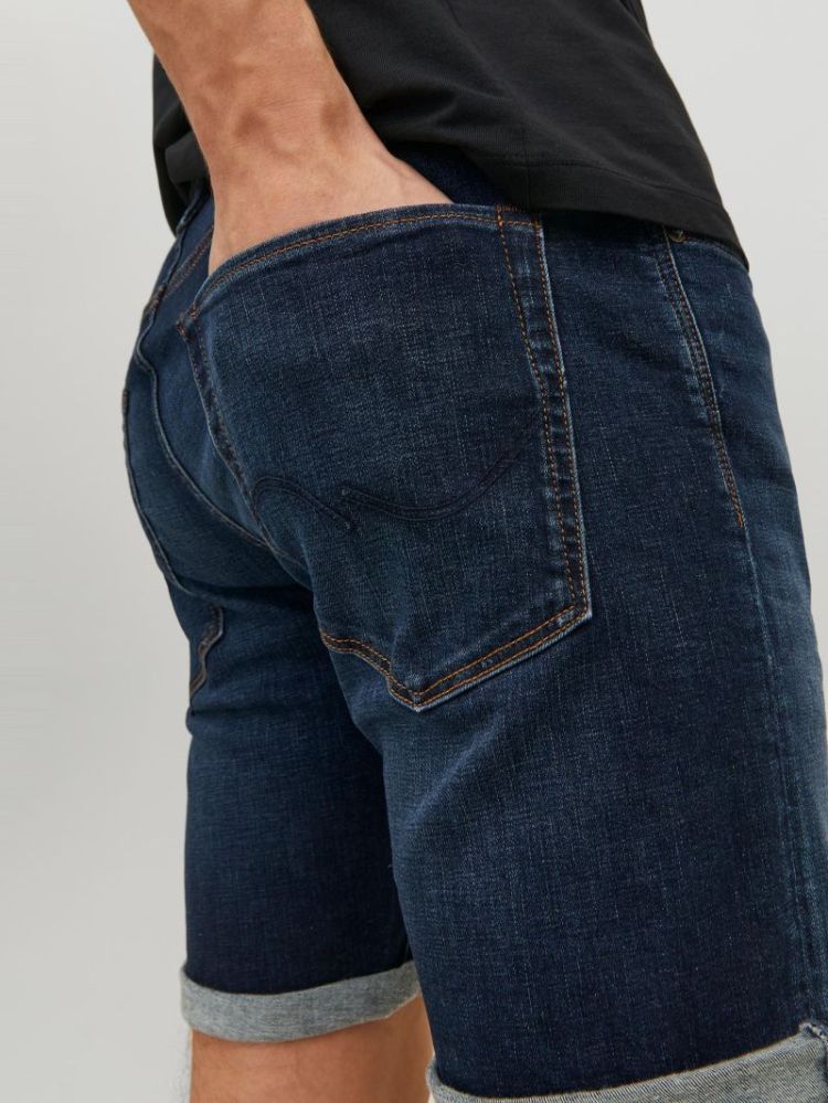 BLUE DENIM