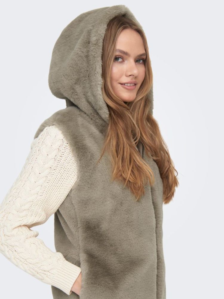 WEATHERED TEAK